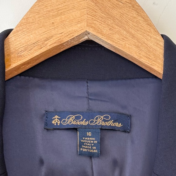 Brooks Bothers Navy Wool Blazer - Picture 14 of 16